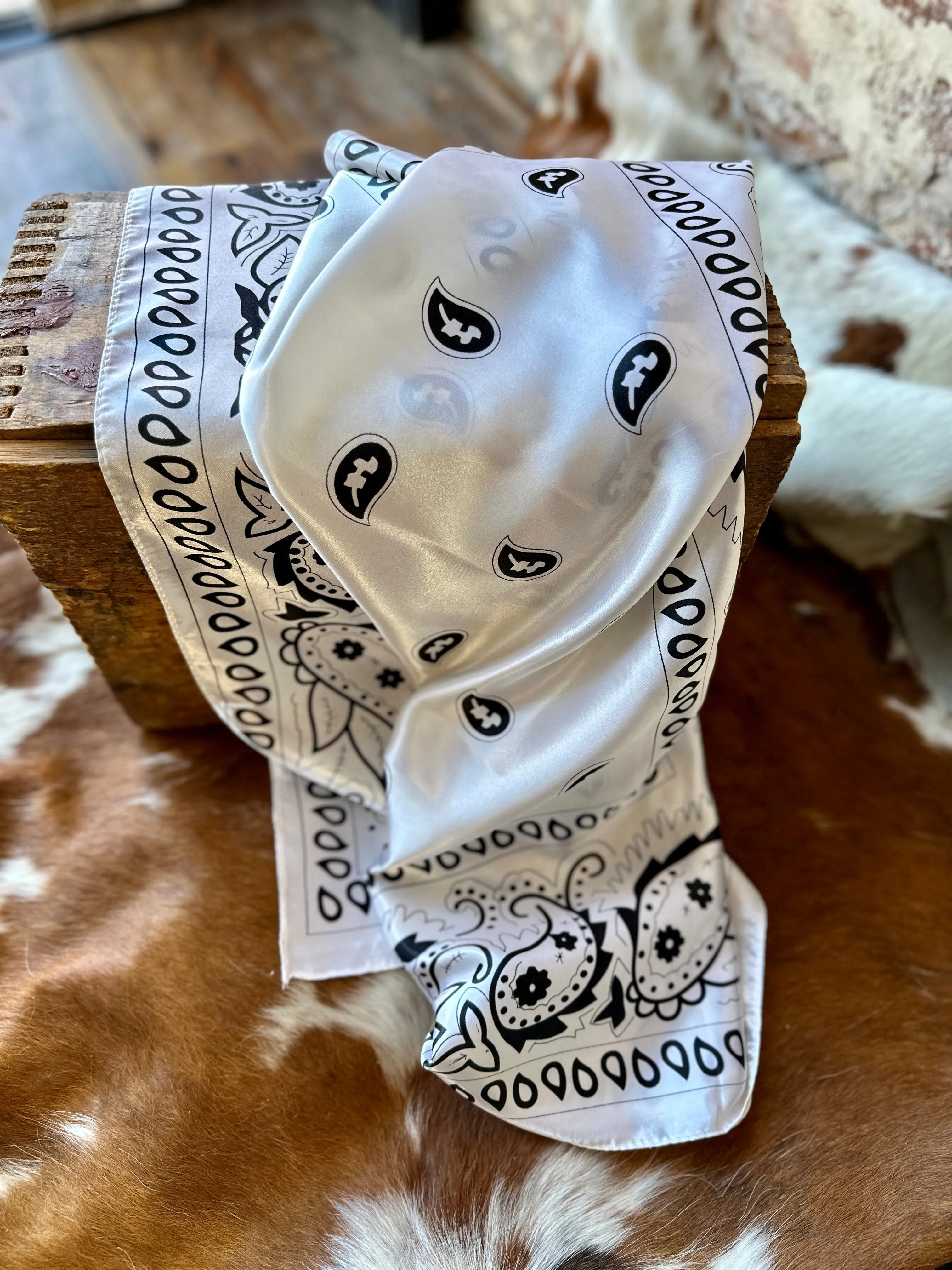 Amara Cream Paisley Wild Rag ✙ON SALE NOW✙