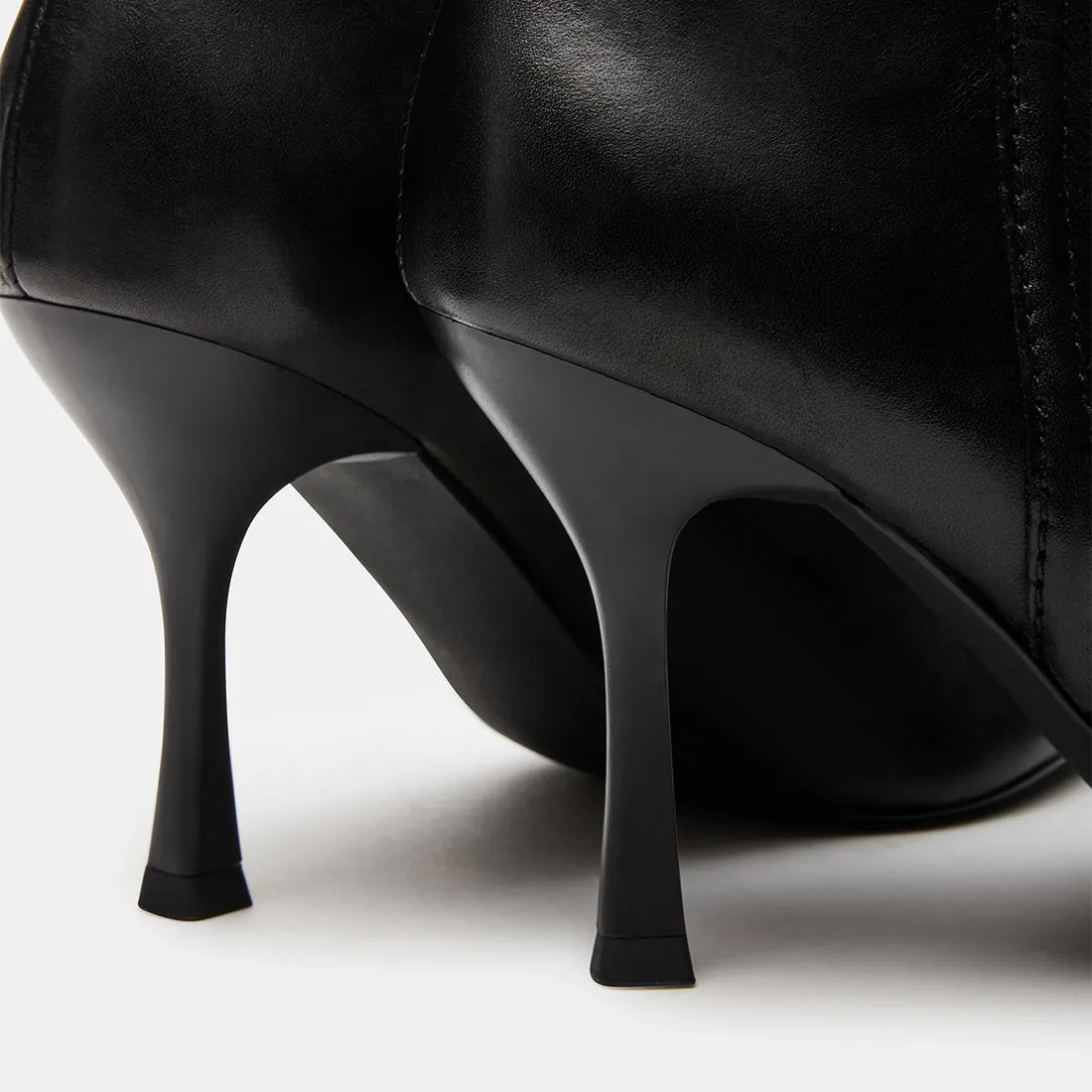 BRECKEN BLACK LEATHER