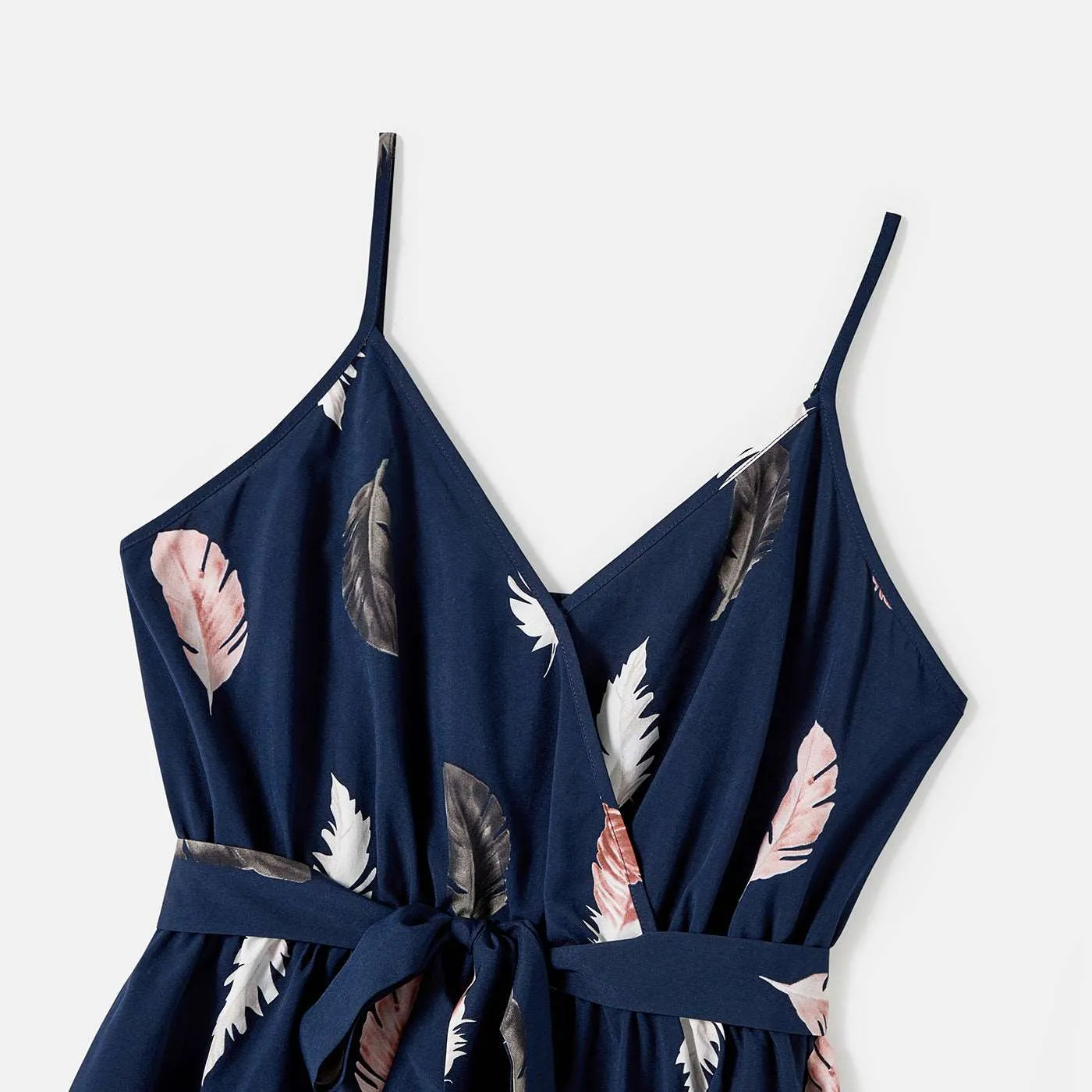 Family Matching Allover Feather Print Belted Cami Dresses and Short-sleeve Spliced Tee Sets
