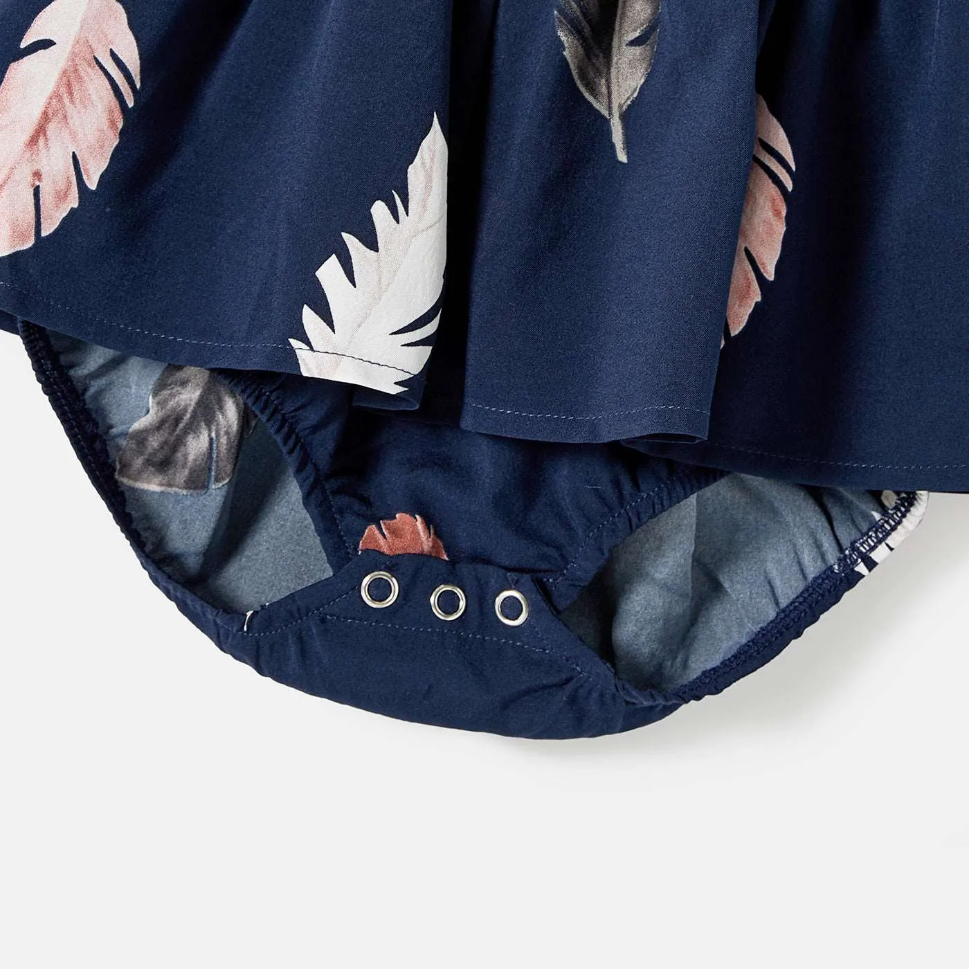 Family Matching Allover Feather Print Belted Cami Dresses and Short-sleeve Spliced Tee Sets