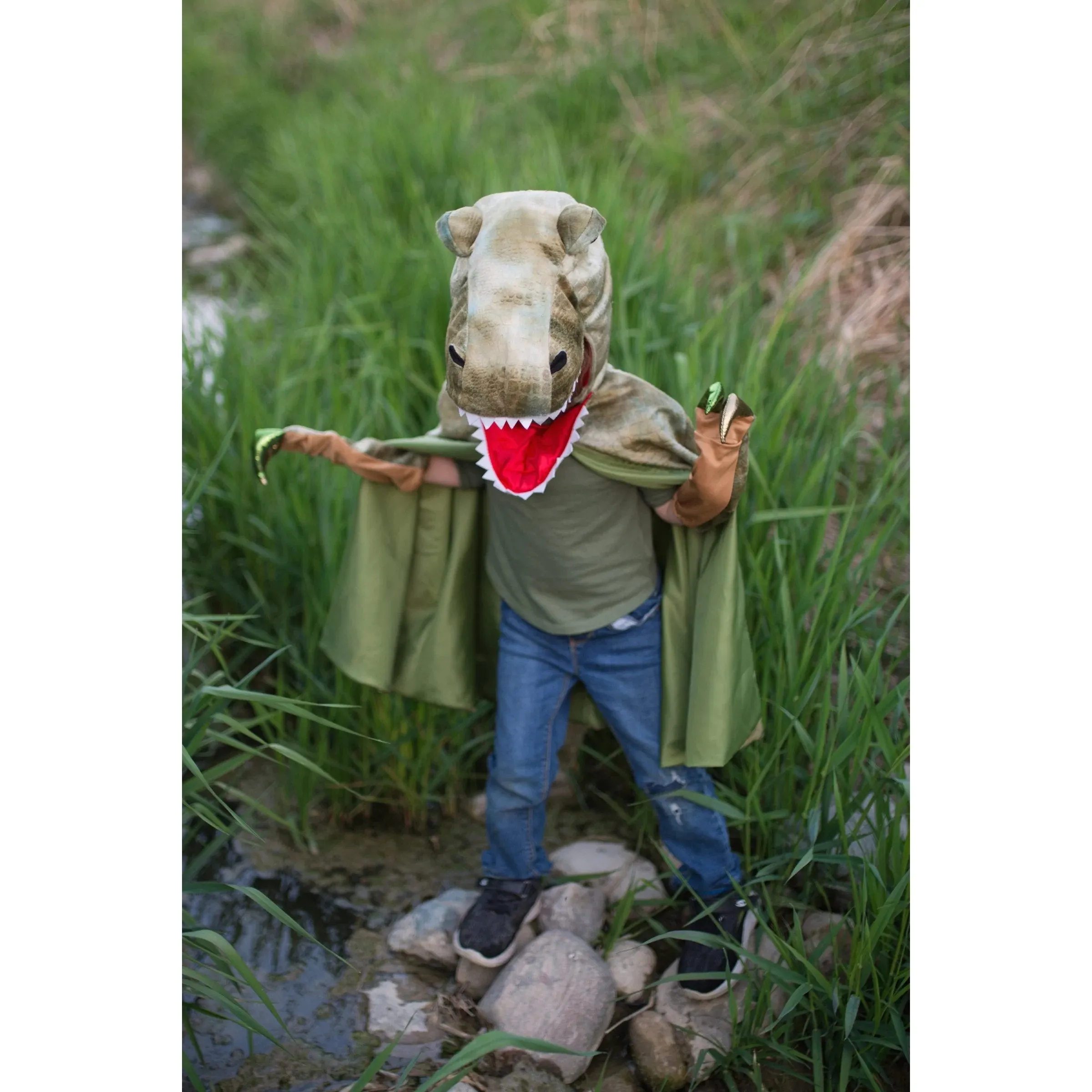 Great Pretenders Grandasaurus T-Rex Cape 7/8