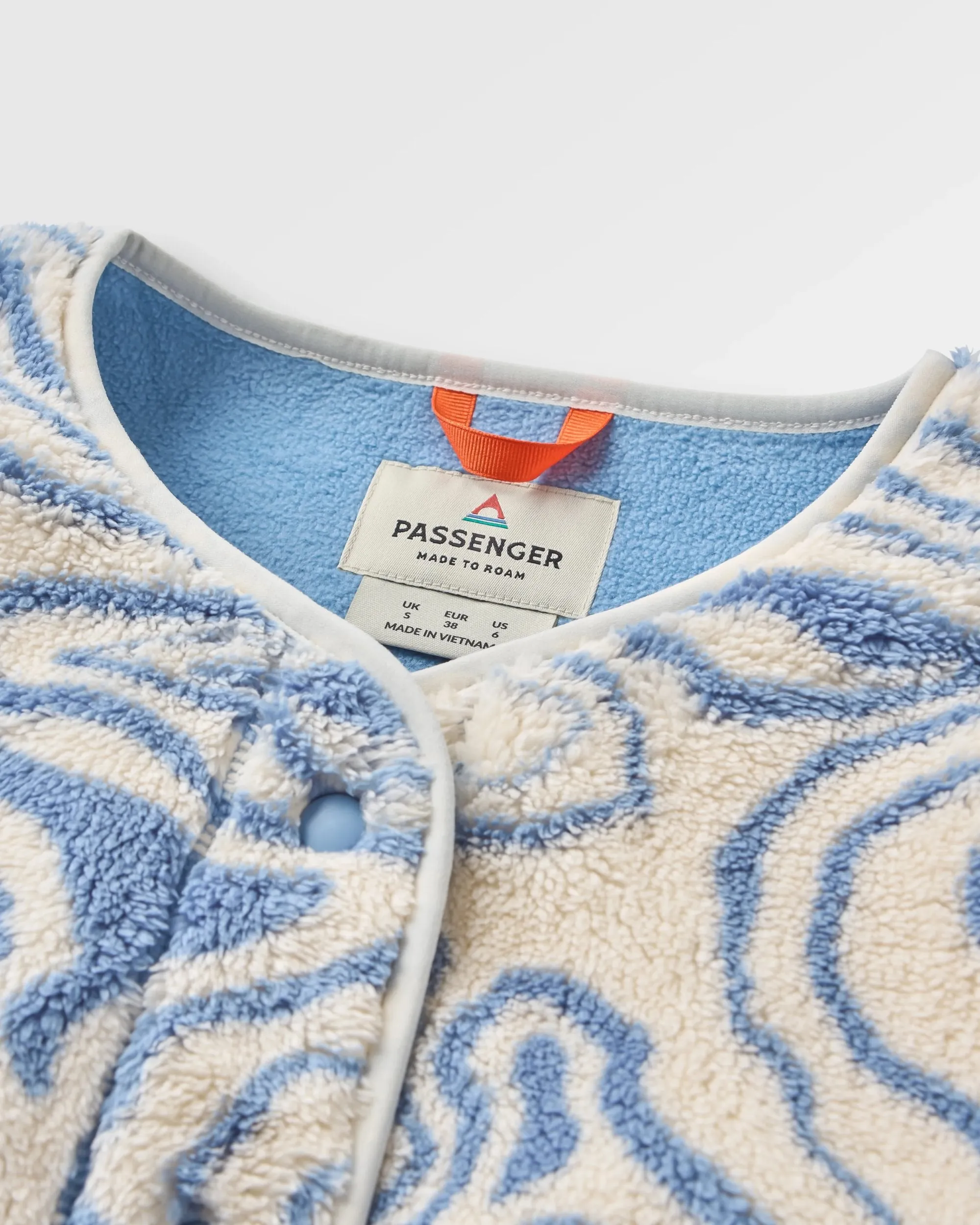 Iris Collarless Recycled Fleece Jacket - Strata Swirl Birch