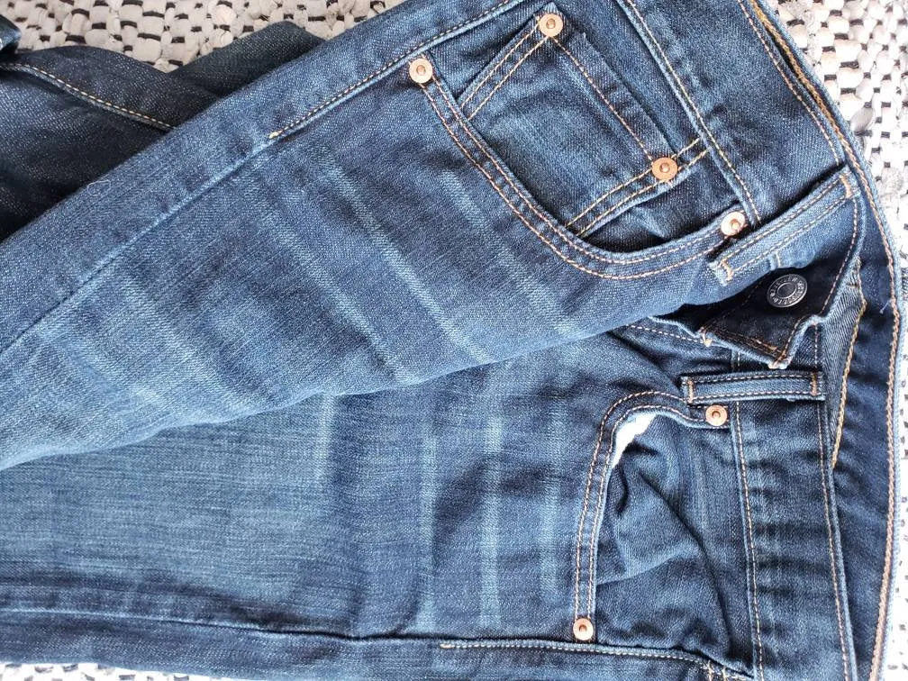 Levi's 501 - 31"x32" red tab, SOLD