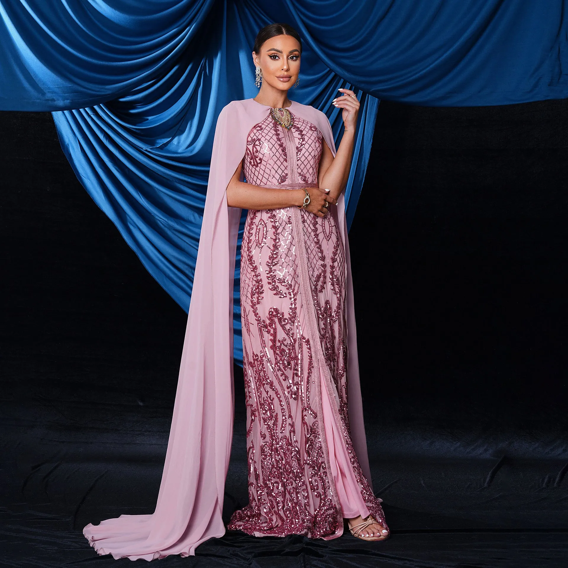 Sexy Flying Sleeves Sequin Cocktail Evening Dress