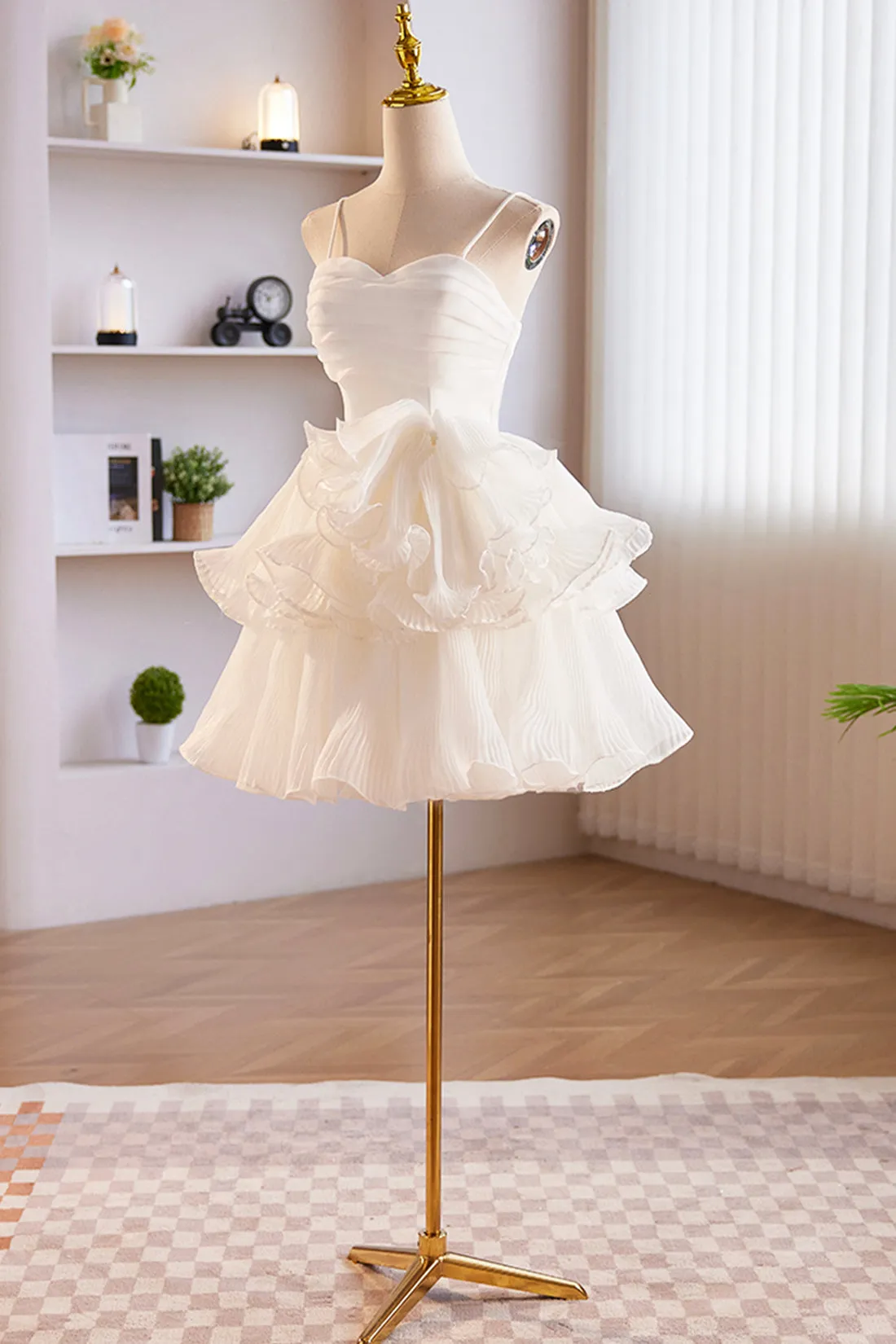 White Spaghetti Strap Tulle Short Prom Dress, White A-Line Homecoming Dress